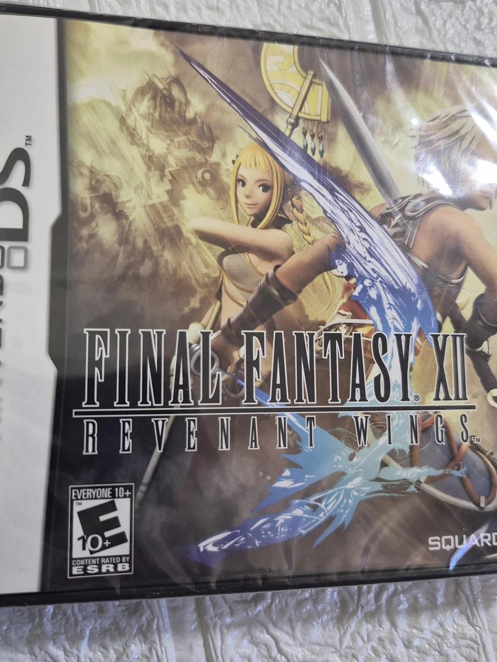 Nintendo DS Final Fantasy XII: Revenant Wings - Gold & Blue Artwork